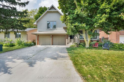 15 Camden Rd, London, ON, N5X2J8 | Card Image