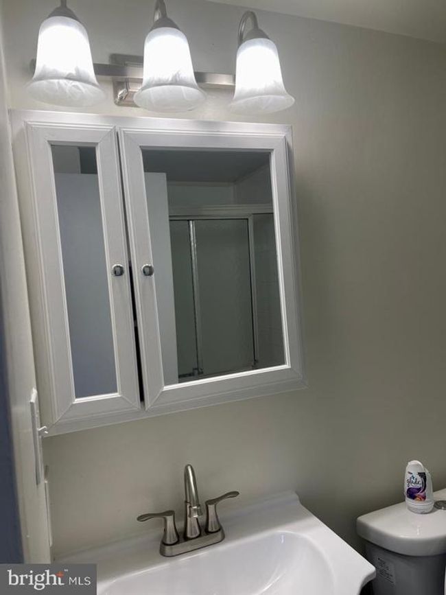 APT-22C - 11629 Stoneview Sq, Condo with 3 bedrooms, 2 bathrooms and null parking in RESTON VA | Image 26