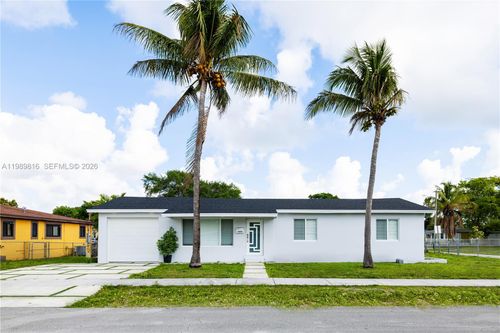 2455 Wiley Ct, Hollywood, FL, 33020-5853 | Card Image