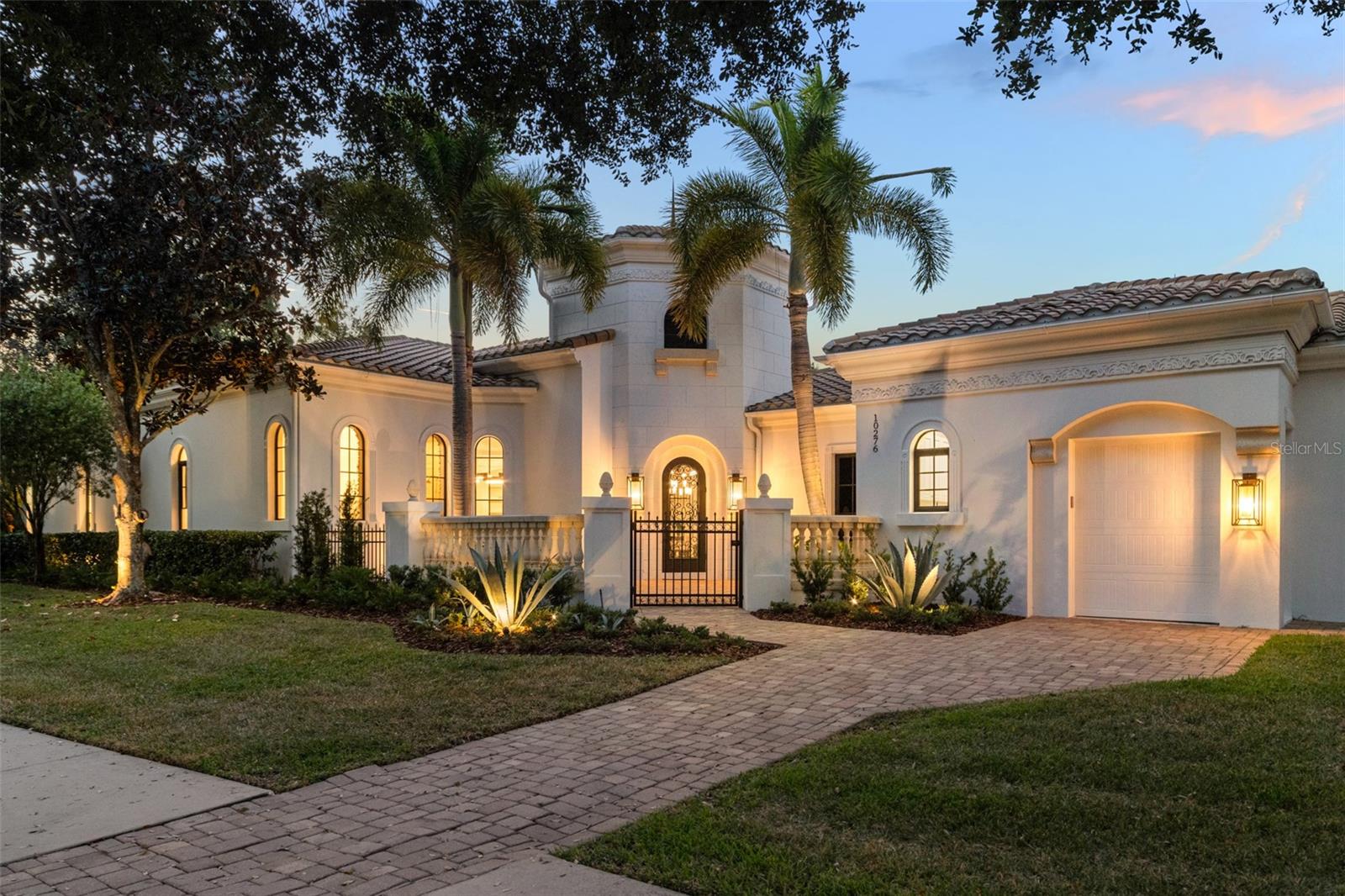 Kensington Shore Dr, Orlando, FL 32827