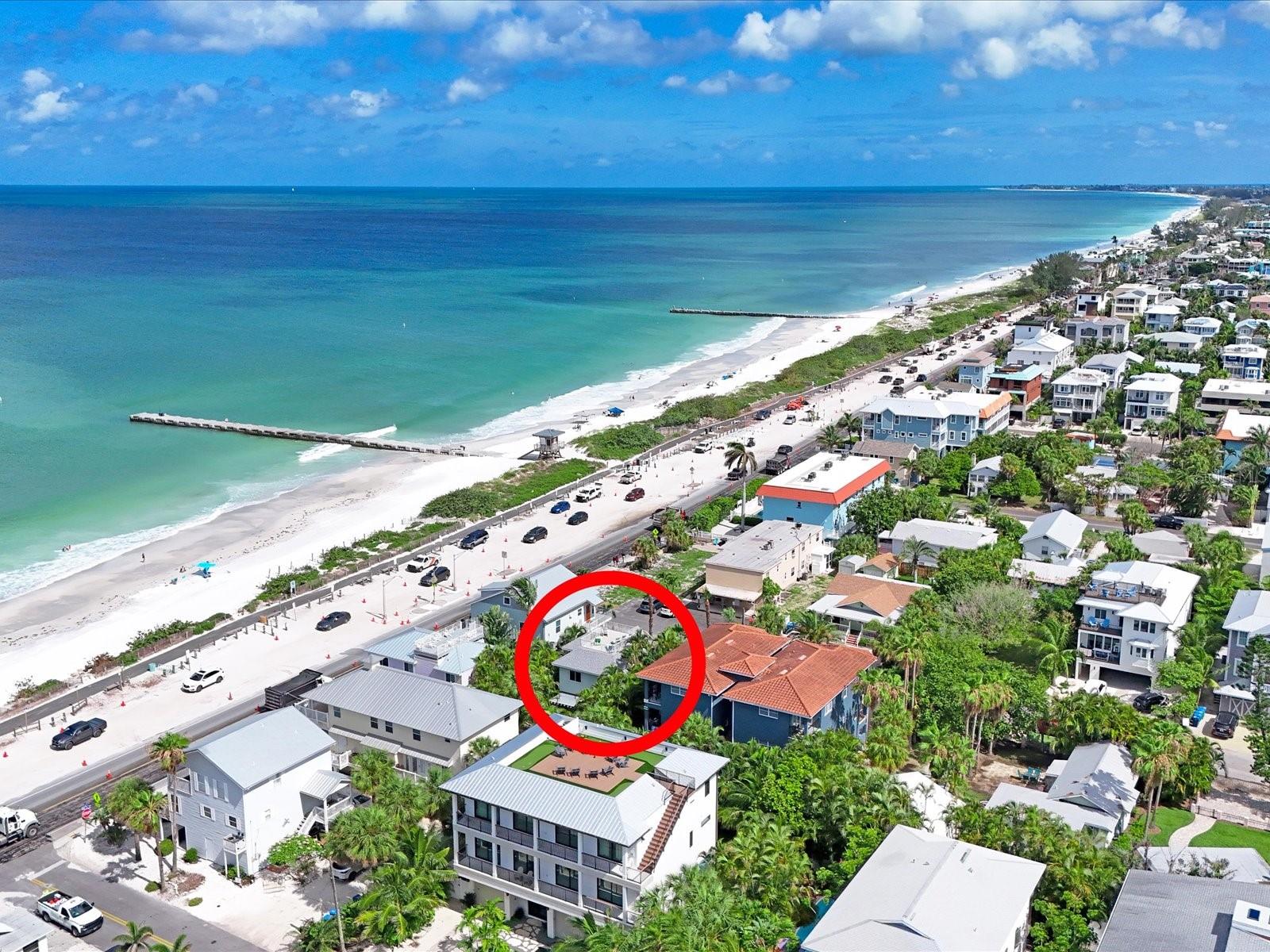 11th St, Bradenton Beach, FL 34217