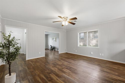 600 Spinn St, Brenham, TX, 77833-5342 | Card Image