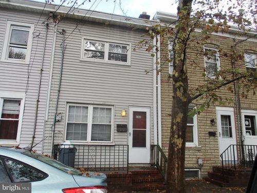 122 Hewitt St, Trenton, NJ, 08611-1338 | Card Image