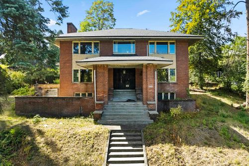 540 E Rockwood Blvd, Spokane, WA, 99202-1143 | Card Image