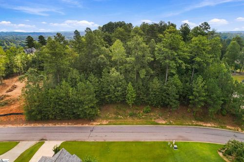 104 Signature Dr, Travelers Rest, SC, 29690-8298 | Card Image