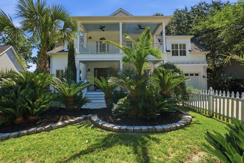 629 Bridlewood Ln, Mount Pleasant, SC, 29464-7760 | Card Image
