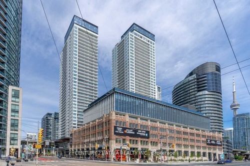 2610-19 Bathurst St, Toronto, ON, M5V0N2 | Card Image