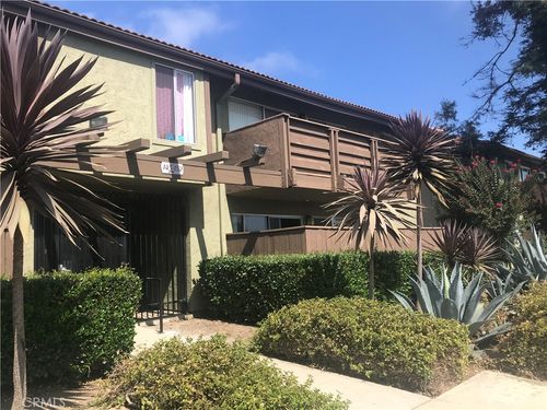 615 Fredricks Ave, Oceanside, CA, 92058-1653 | Card Image