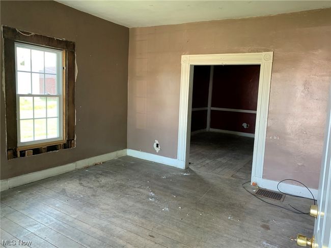 8867 S Main St, House other with 3 bedrooms, 1 bathrooms and null parking in Windham OH | Image 4