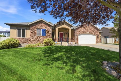 2042 W 2185 S, Woods Cross, UT, 84087-5001 | Card Image