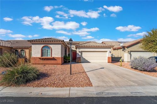 5829 Swan Point Place, Las Vegas, NV, 89122 | Card Image