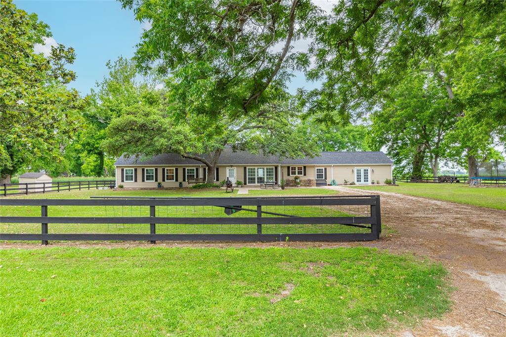 Lily Ln, Wharton, TX 77488