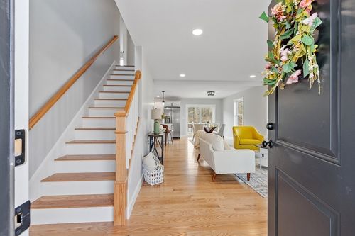 790-790 Massachusetts Avenue, Lunenburg, MA, 01462 | Card Image