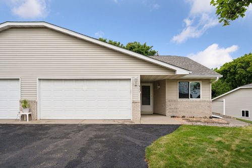 511 Wright St, Monticello, MN, 55362-9101 | Card Image