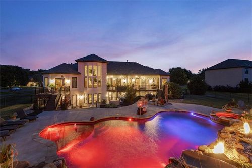 15348 Carter Rd, Overland Park, KS, 66221-9642 | Card Image