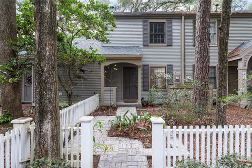 5240 92nd Ct, GAINESVILLE, FL, 32608-4129 | Card Image