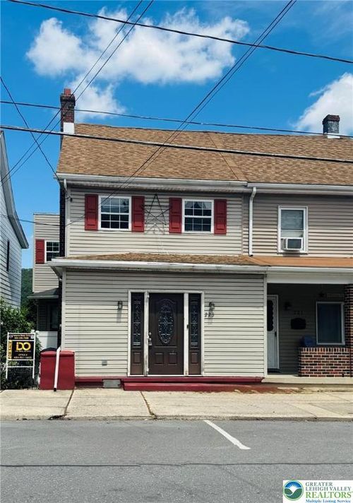 223 W Phillips St, Coaldale, PA, 18218-1442 | Card Image