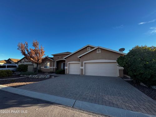 6529 E Falon Ln, Prescott Valley, AZ, 86314-9279 | Card Image