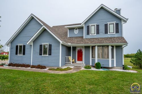 4647 Se Shawnee Heights Rd, Tecumseh, KS, 66542-9788 | Card Image