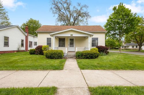 201 W Chestnut St, New Carlisle, IN, 46552 | Card Image
