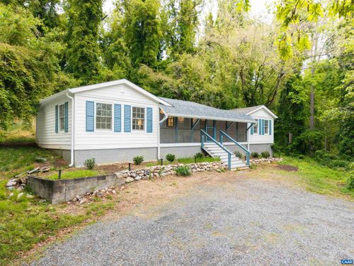 2068 Lakeside Dr, CHARLOTTESVILLE, VA, 22901-5142 | Card Image