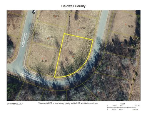 51-404 Huntington Woods Dr N, Lenoir, NC, 28645-5939 | Card Image