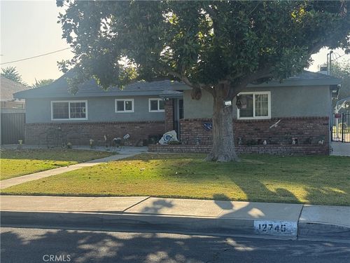 12745 Oaks Ave, Chino, CA, 91710-3648 | Card Image
