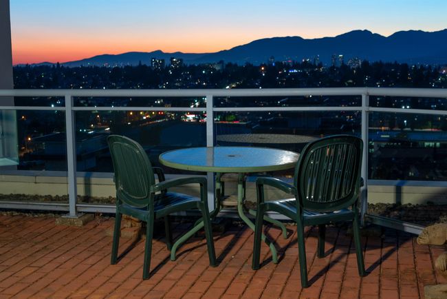 Balcony at dusk with a mountain view | Image 26