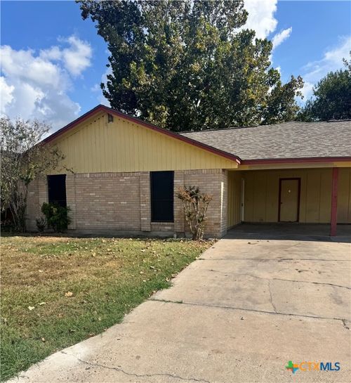 4006 Retama Dr, Victoria, TX, 77901-2761 | Card Image