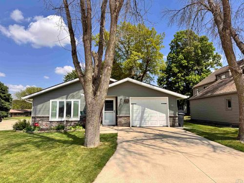 745 Garfield Ave, Sheldon, IA, 51201 | Card Image