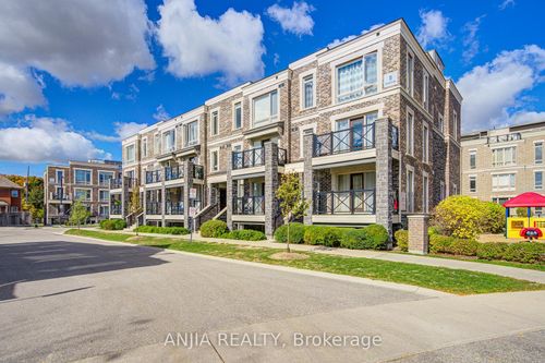 1205-11 Dunsheath Way, Markham, ON, L6B1N3 | Card Image