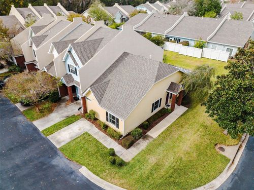 10510 Nw 28th Pl, GAINESVILLE, FL, 32606-8670 | Card Image