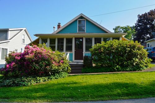 105 Hickory St, Edinboro, PA, 16412-2014 | Card Image