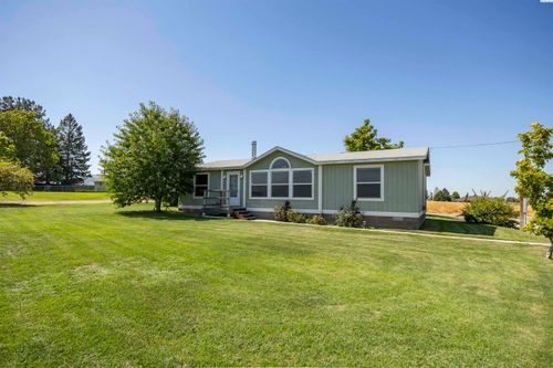 153 Lake Rd, Burbank, WA, 99323-9592 | Card Image