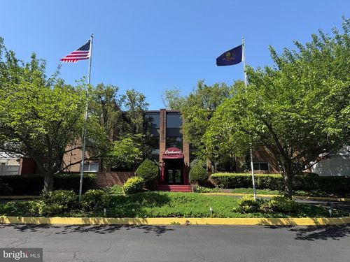 apt-215-46 Township Line Rd, ELKINS PARK, PA, 19027-2230 | Card Image