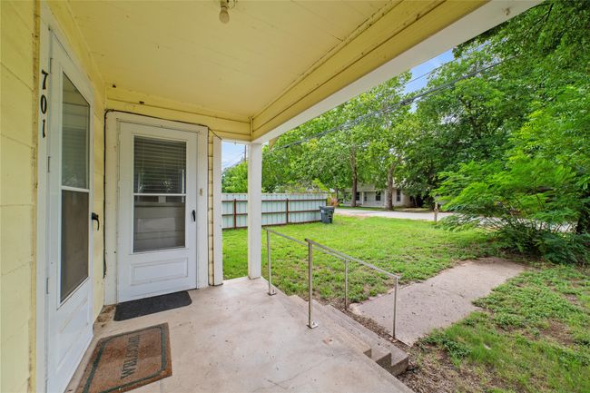 701 S Austin St, House other with 2 bedrooms, 1 bathrooms and null parking in De Leon TX | Image 10