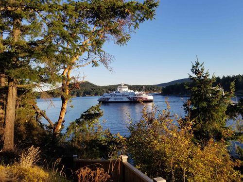 90 Gulf Dr, Galiano Island, BC, V0N1P0 | Card Image