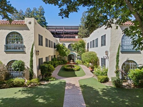 530 Webster Street, Palo Alto, CA, 94301 | Card Image