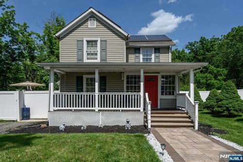 20 Card St, Hamburg, NJ, 07419-1001 | Card Image