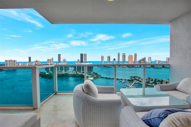 APT-2607 - 3201 Ne 183 Rd St, Condo with 3 bedrooms, 3 bathrooms and null parking in Aventura FL | Image 9