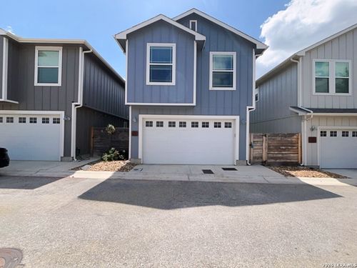 11-1511 E Sandalwood Ln, San Antonio, TX, 78209-1779 | Card Image