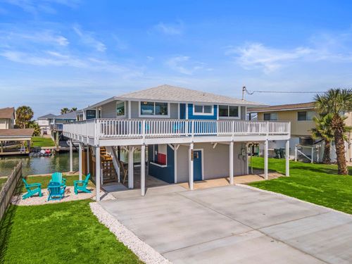 21906 Matagorda Dr, Galveston, TX, 77554 | Card Image