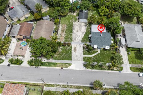 1007 Charles St, West Palm Beach, FL, 33401-7531 | Card Image