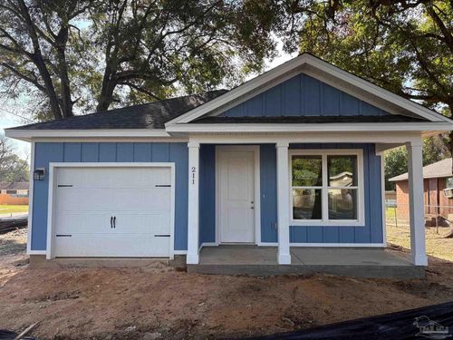 211 E Anderson St, Pensacola, FL, 32503-2950 | Card Image