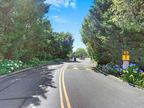 159 Alicia Dr, North Babylon, NY, 11703-4036 | Card Image