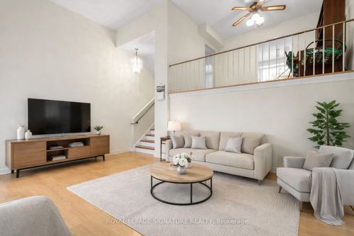 15-750 Military Trail, Scarborough, ON, M1E4P7 | Card Image
