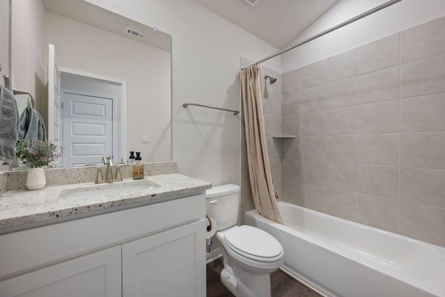 368 El Capitan Loop, House other with 3 bedrooms, 2 bathrooms and null parking in Dripping Springs TX | Image 14