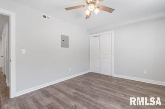 APT-5 - 1650 W 42 Nd St, Condo with 2 bedrooms, 1 bathrooms and 1 parking in Davenport IA | Image 9