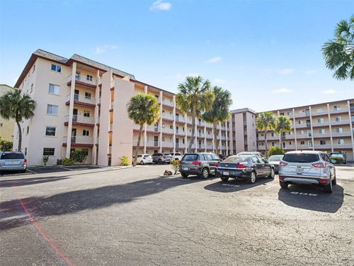 306-3915 Lake Bayshore Dr, BRADENTON, FL, 34205-5034 | Card Image