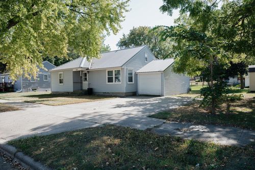 505 E Ciro St, Truman, MN, 56088-1316 | Card Image